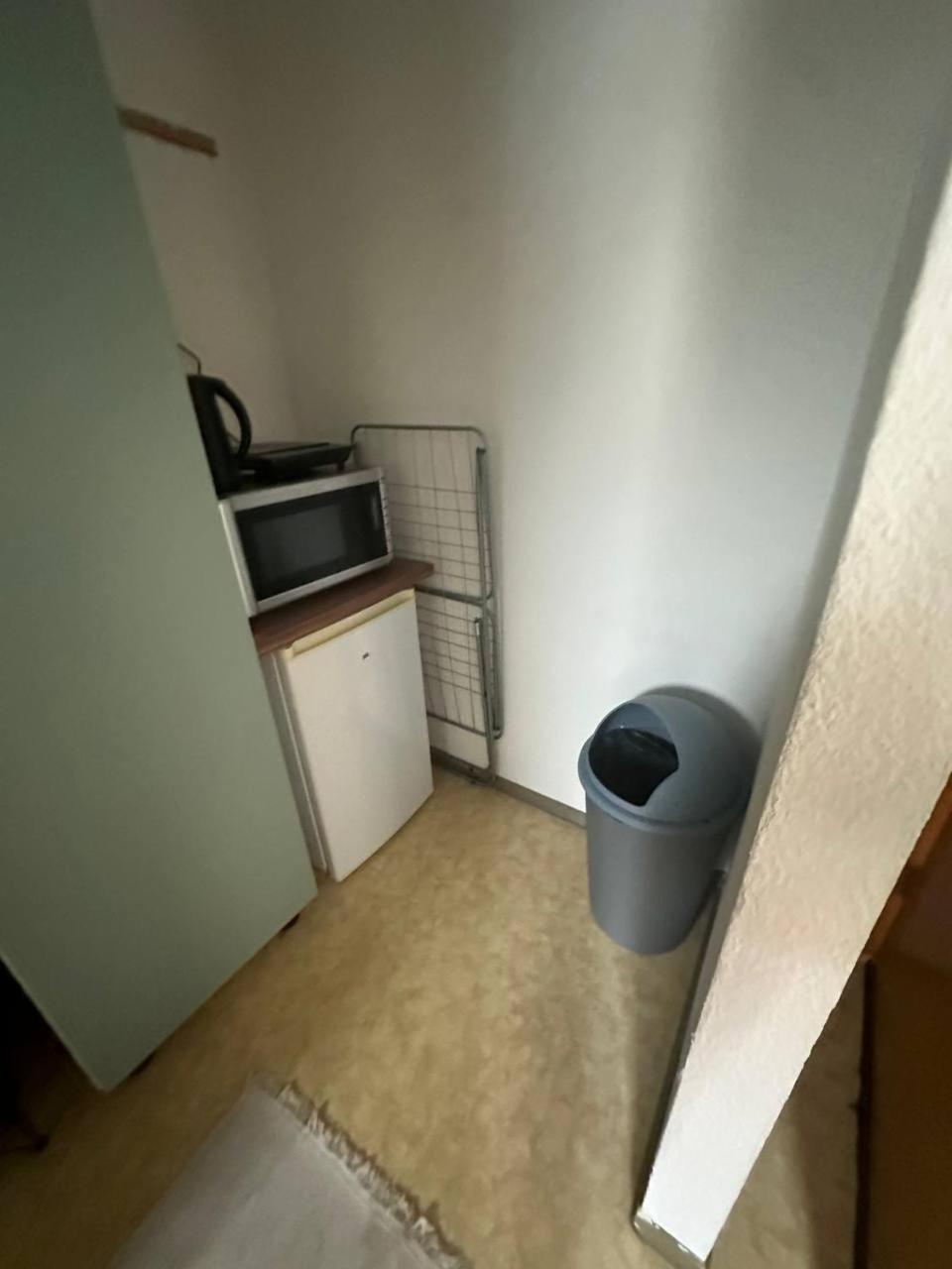 Apartmenthaus Iris&Jasmin Lalendorf Exteriör bild